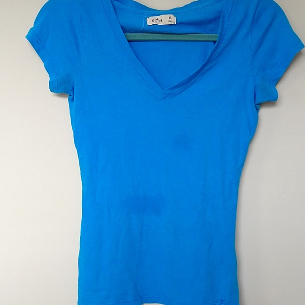 Teen v-neck